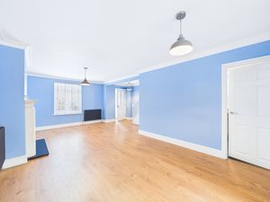 Photo 10- click for photo gallery